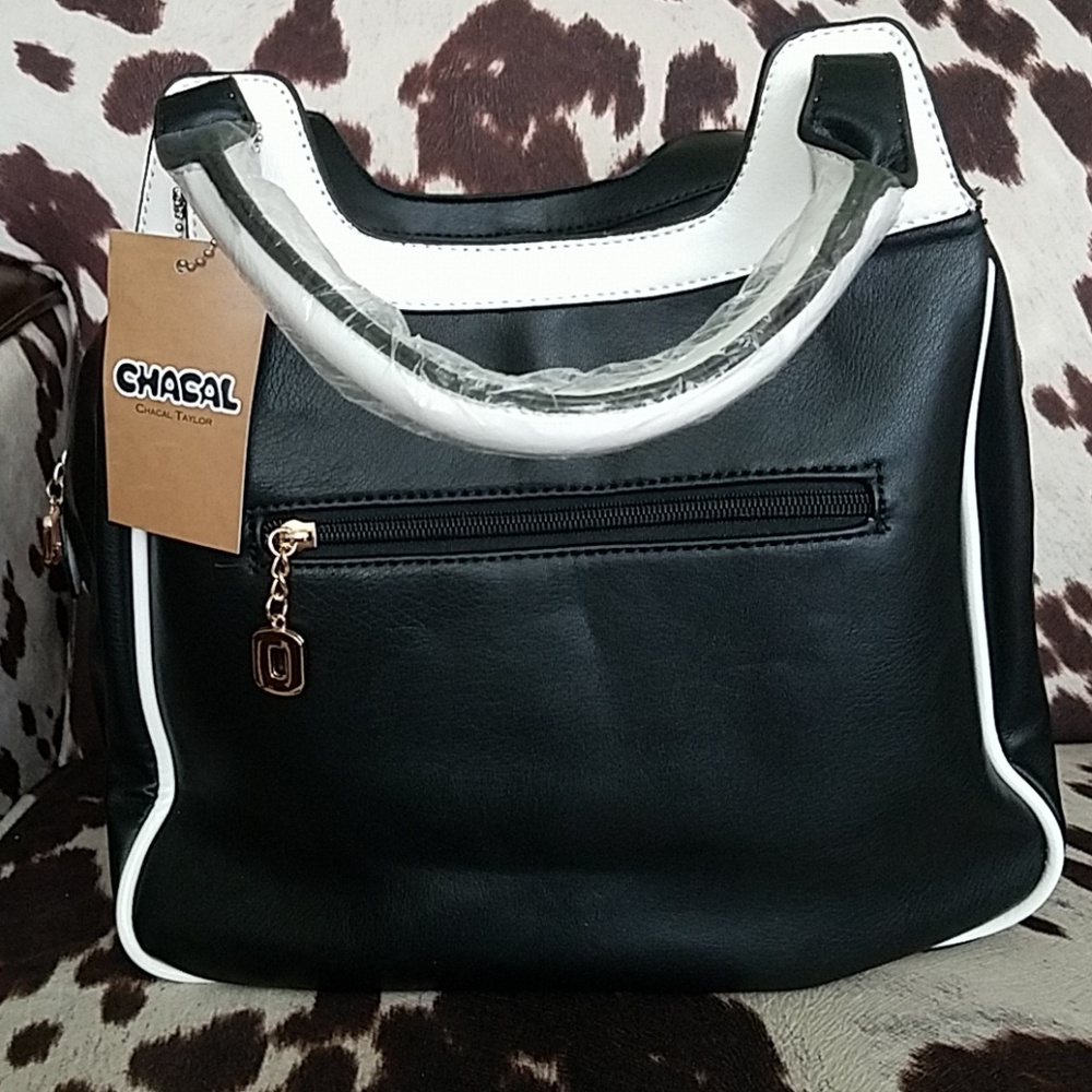 NWT Gorgeous Bl&Wht Chacal Taylor Studded Tote - Picture 3 of 10